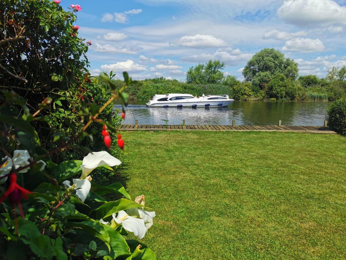 River View - Norfolk Broads Brundall Exterior foto