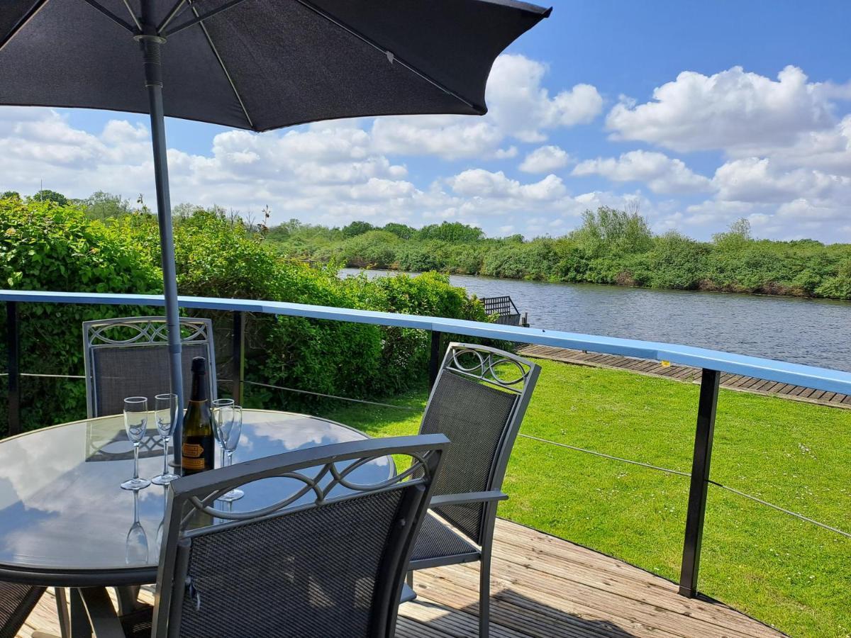 River View - Norfolk Broads Brundall Exterior foto